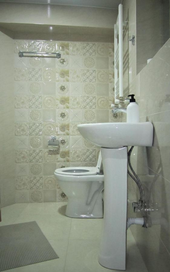 Apartment 19 Кутаїсі Екстер'єр фото